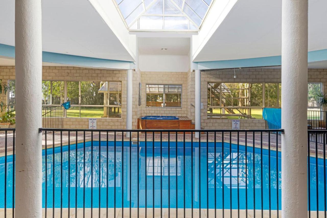 Inn The Tuarts Guest Lodge Wonnerup Eksteriør bilde